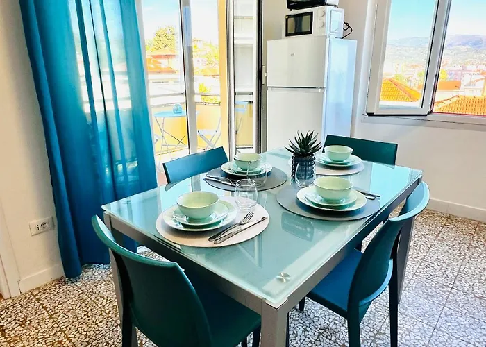 Londra - Bilocale Vista Mare 아파트