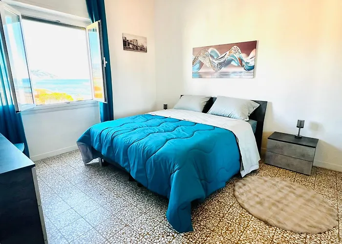 Londra - Bilocale Vista Mare دْيانو مارينا