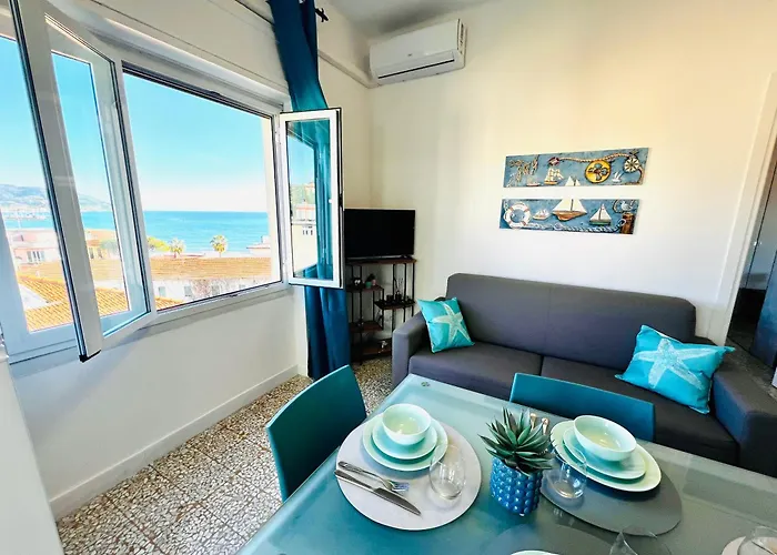 Londra - Bilocale Vista Mare * دْيانو مارينا