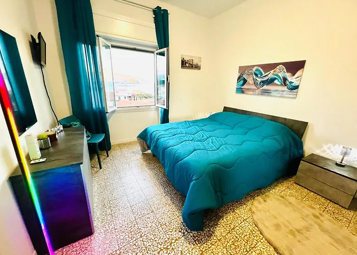 Londra - Bilocale Vista Mare * دْيانو مارينا